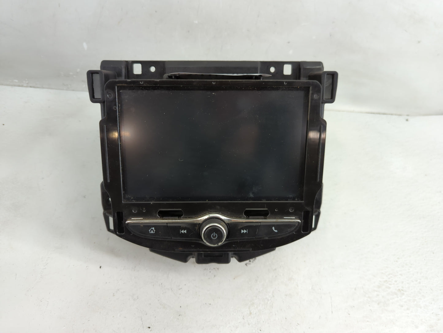 2017 Chevrolet Sonic Radio AM FM Cd Player Receiver Replacement P/N:42518015 Fits Fits 2018 2019 2020 OEM Used Auto Parts - 