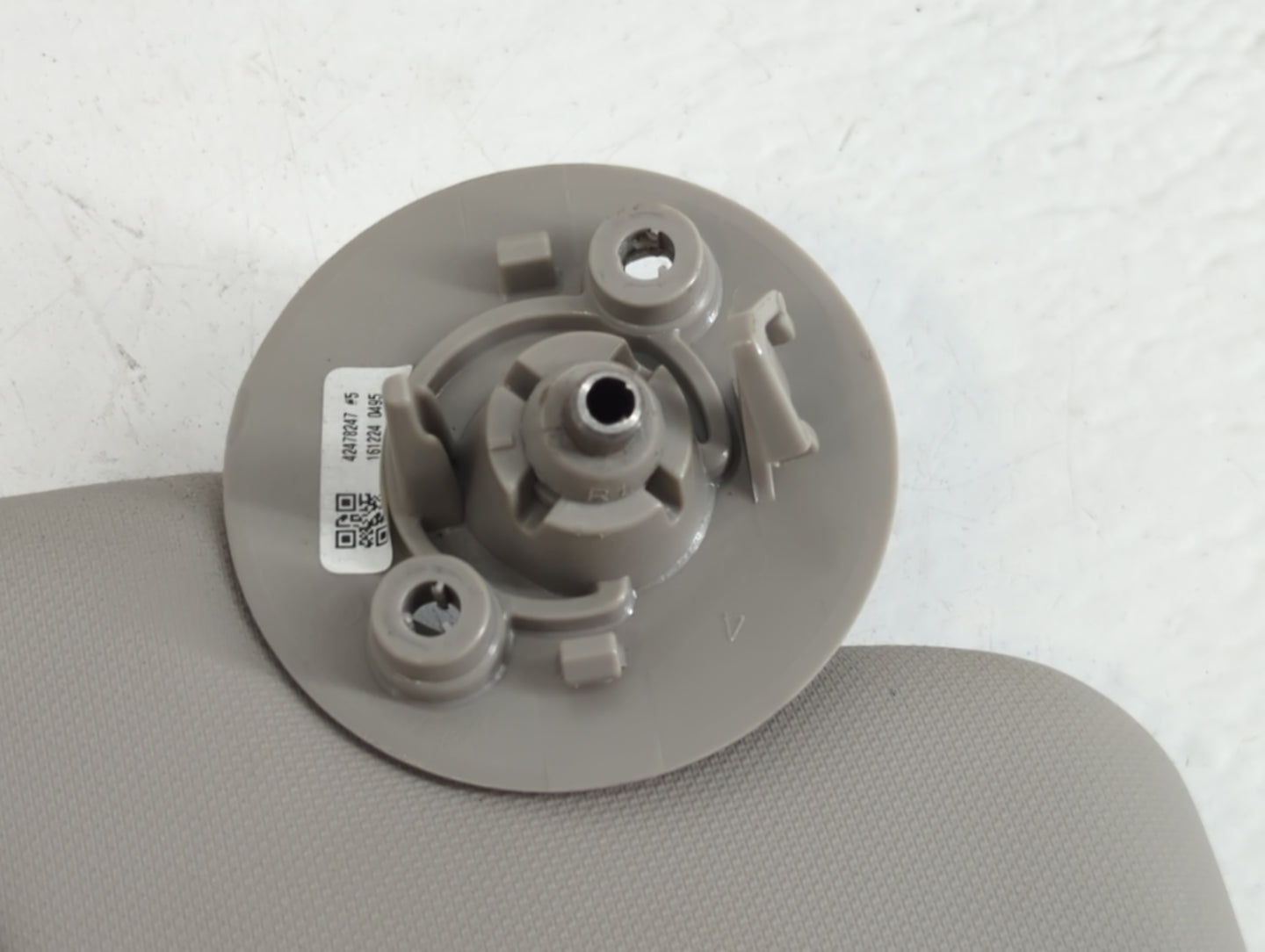 2012-2019 Chevrolet Sonic Sun Visor Shade Replacement Passenger Right Mirror Fits Fits 2012 2013 2014 2015 2016 2017 2018 20