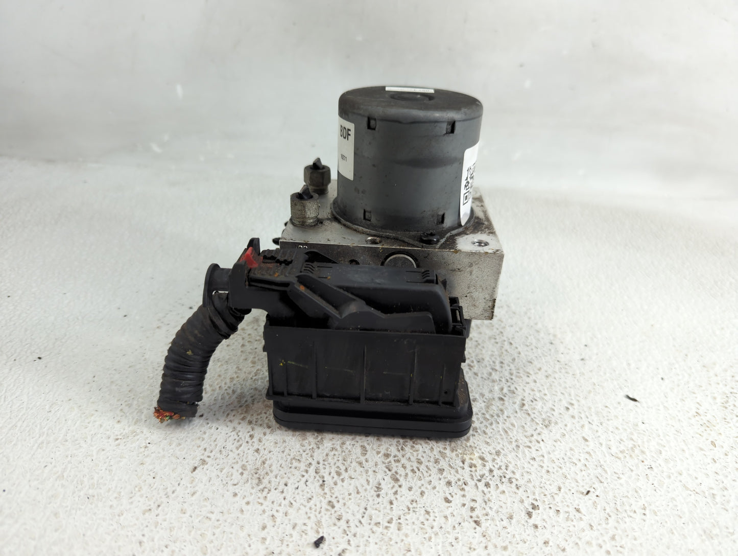 2017-2019 Chevrolet Sonic ABS Pump Control Module Replacement P/N:42520672 Fits Fits 2017 2018 2019 OEM Used Auto Parts - Oe