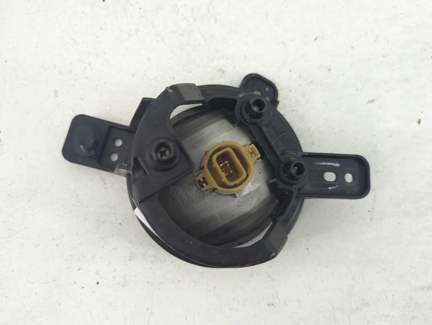 2017-2020 Chevrolet Sonic Passenger Right Oem Fog Light Lamp - Oemusedautoparts1.com