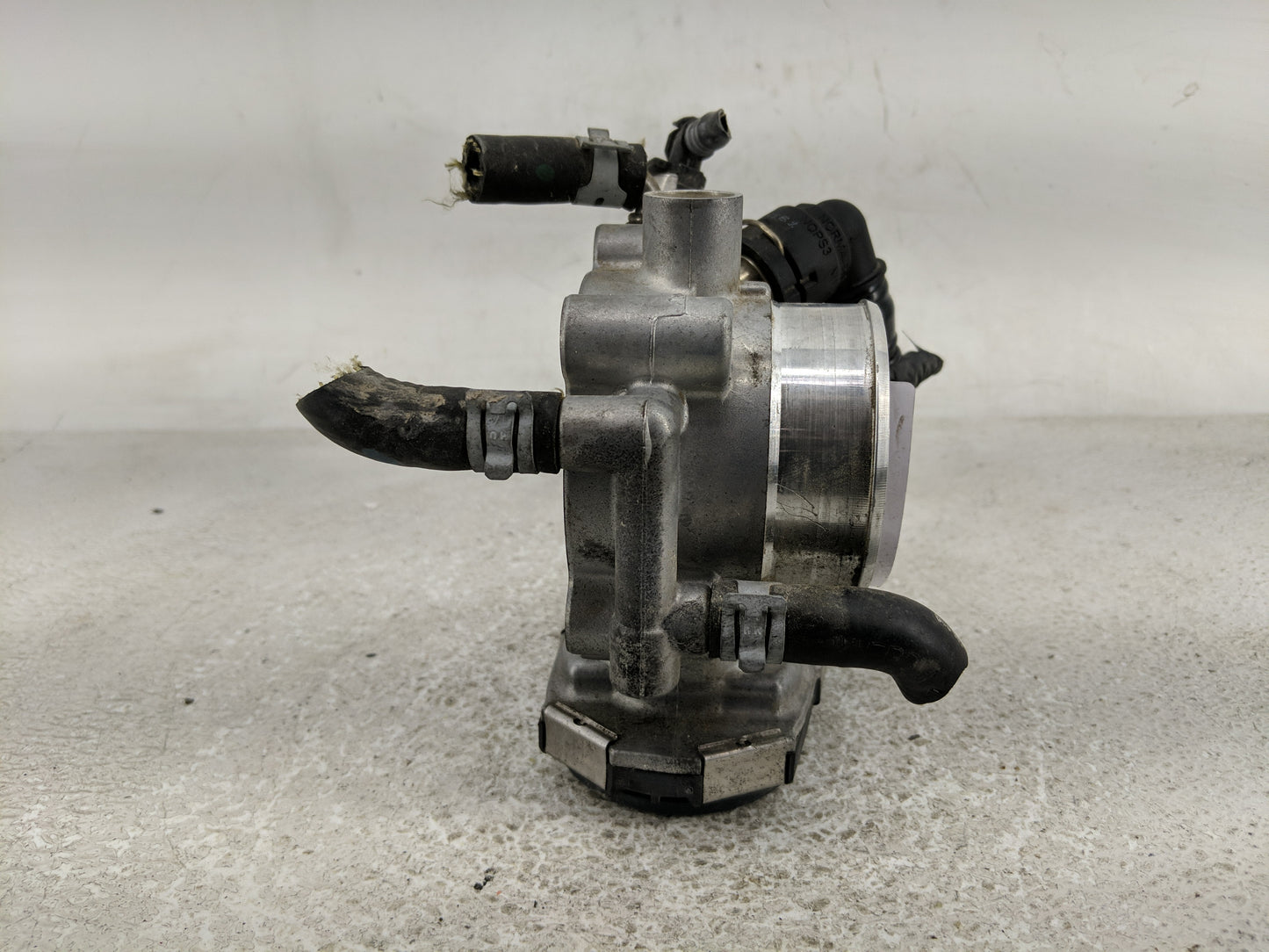 2012-2018 Chevrolet Sonic Throttle Body P/N:0 280 750 244 55 561495 Fits Fits 2009 2010 2011 2012 2013 2014 2015 2016 2017 2
