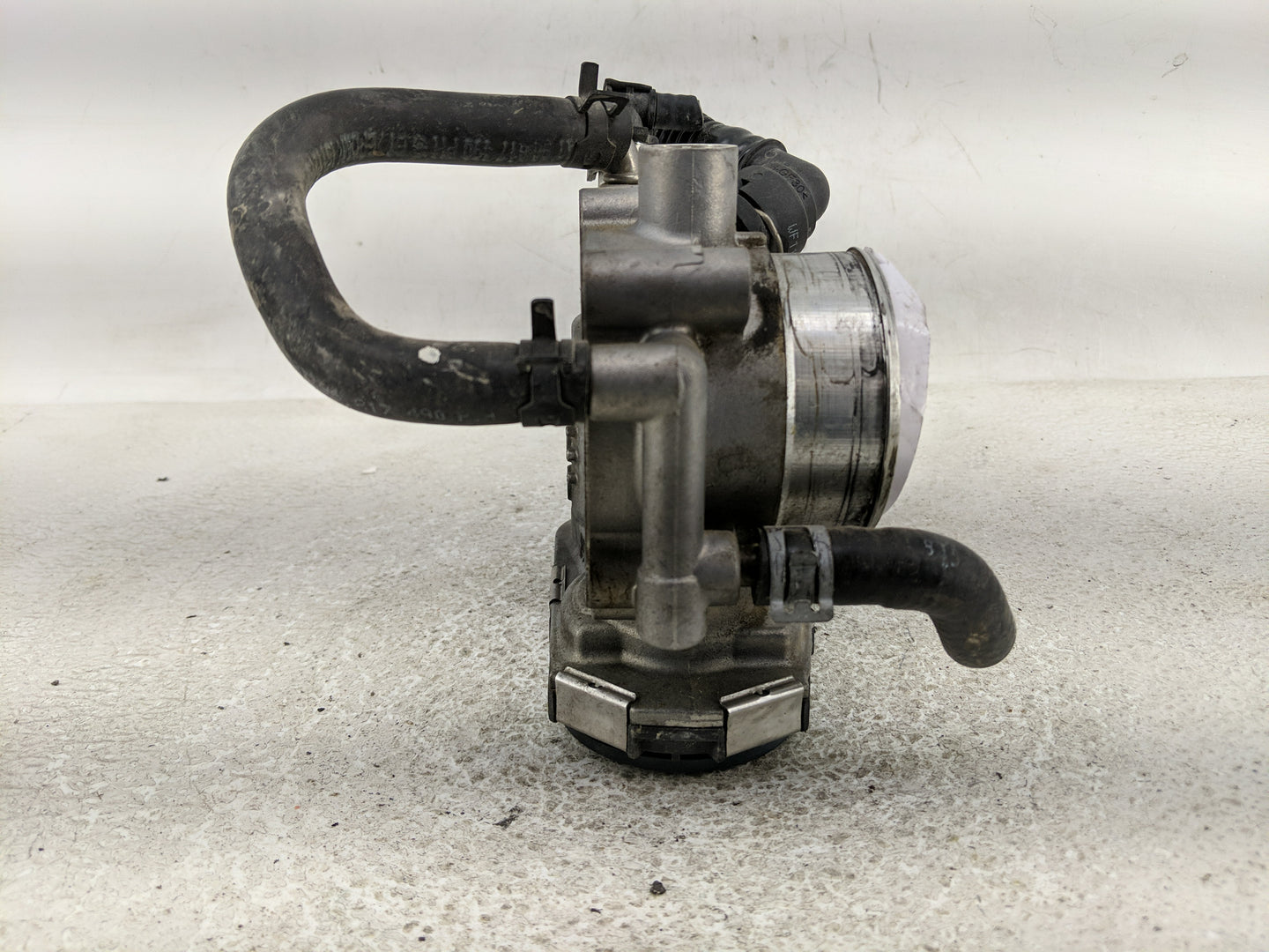2012-2018 Chevrolet Sonic Throttle Body P/N:0 280 750 244 55 561495 Fits Fits 2009 2010 2011 2012 2013 2014 2015 2016 2017 2
