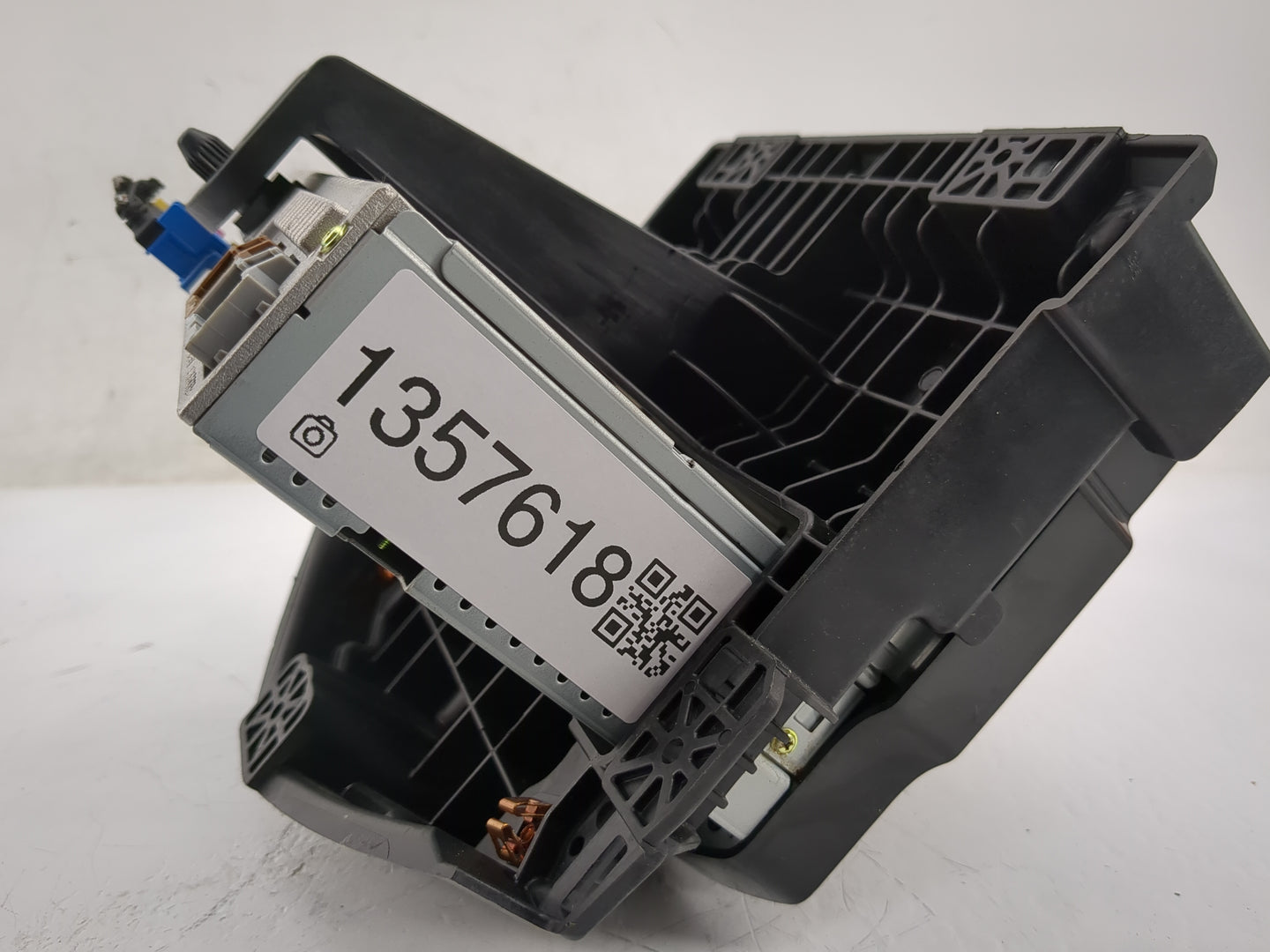 2017 Chevrolet Sonic Radio AM FM Cd Player Receiver Replacement Fits Fits 2018 2019 2020 OEM Used Auto Parts - Oemusedautopa