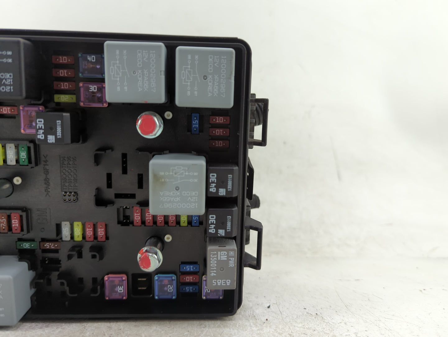 2017-2018 Chevrolet Sonic Fusebox Fuse Box Panel Relay Module P/N:42556512 Fits Fits 2017 2018 OEM Used Auto Parts - Oemused