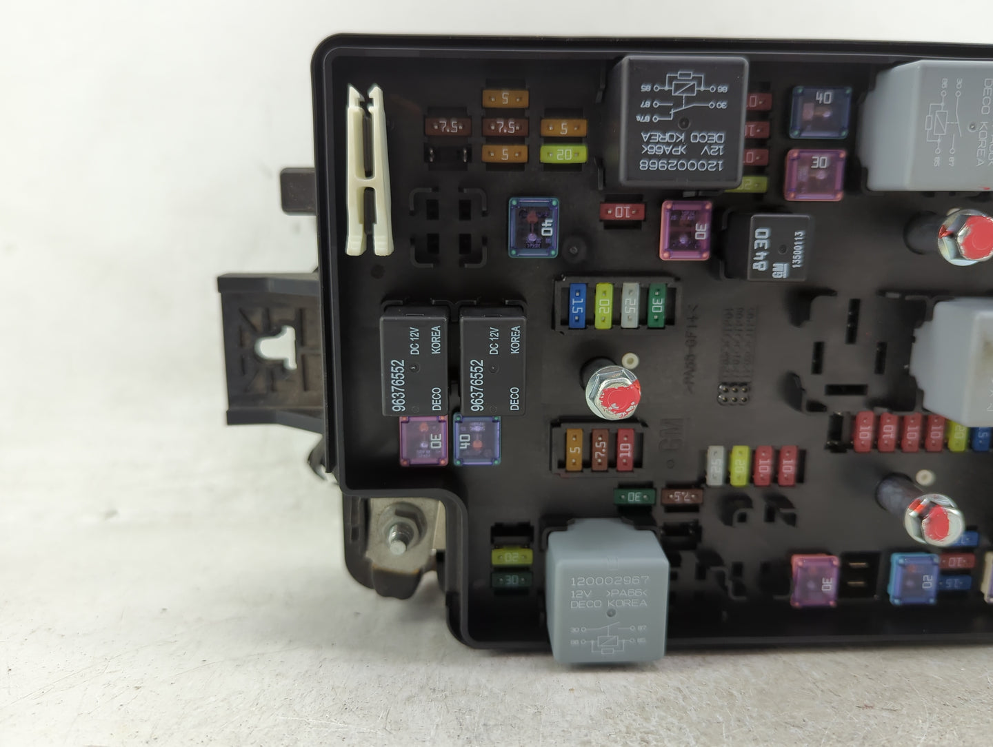 2017-2018 Chevrolet Sonic Fusebox Fuse Box Panel Relay Module P/N:42556512 Fits Fits 2017 2018 OEM Used Auto Parts - Oemused
