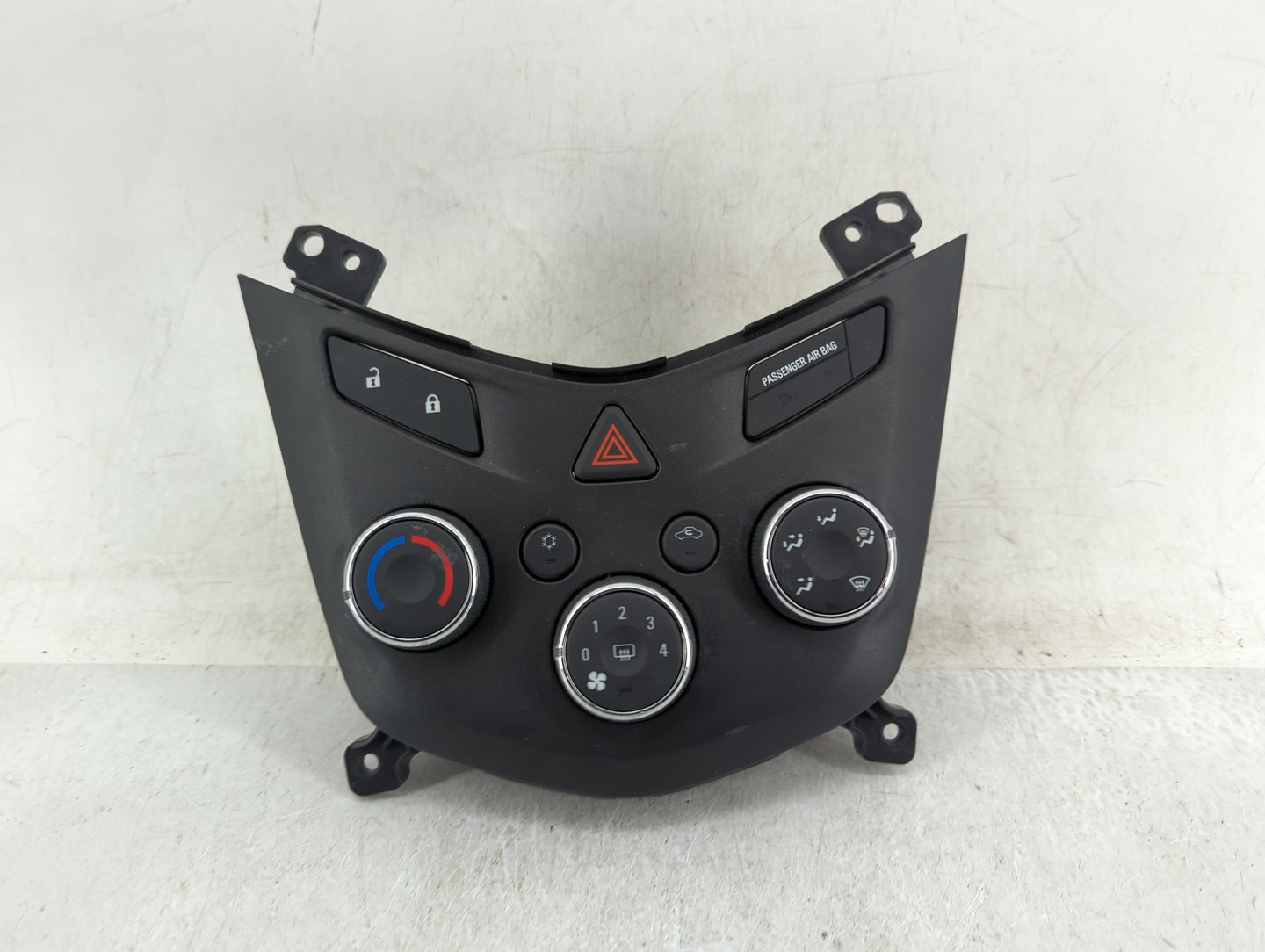 2017-2019 Chevrolet Sonic Climate Control Module Temperature AC/Heater Replacement P/N:42521459 Fits Fits 2017 2018 2019 OEM