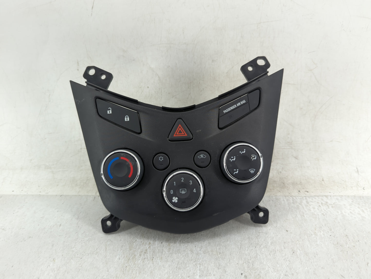 2017-2019 Chevrolet Sonic Climate Control Module Temperature AC/Heater Replacement P/N:42521459 Fits Fits 2017 2018 2019 OEM
