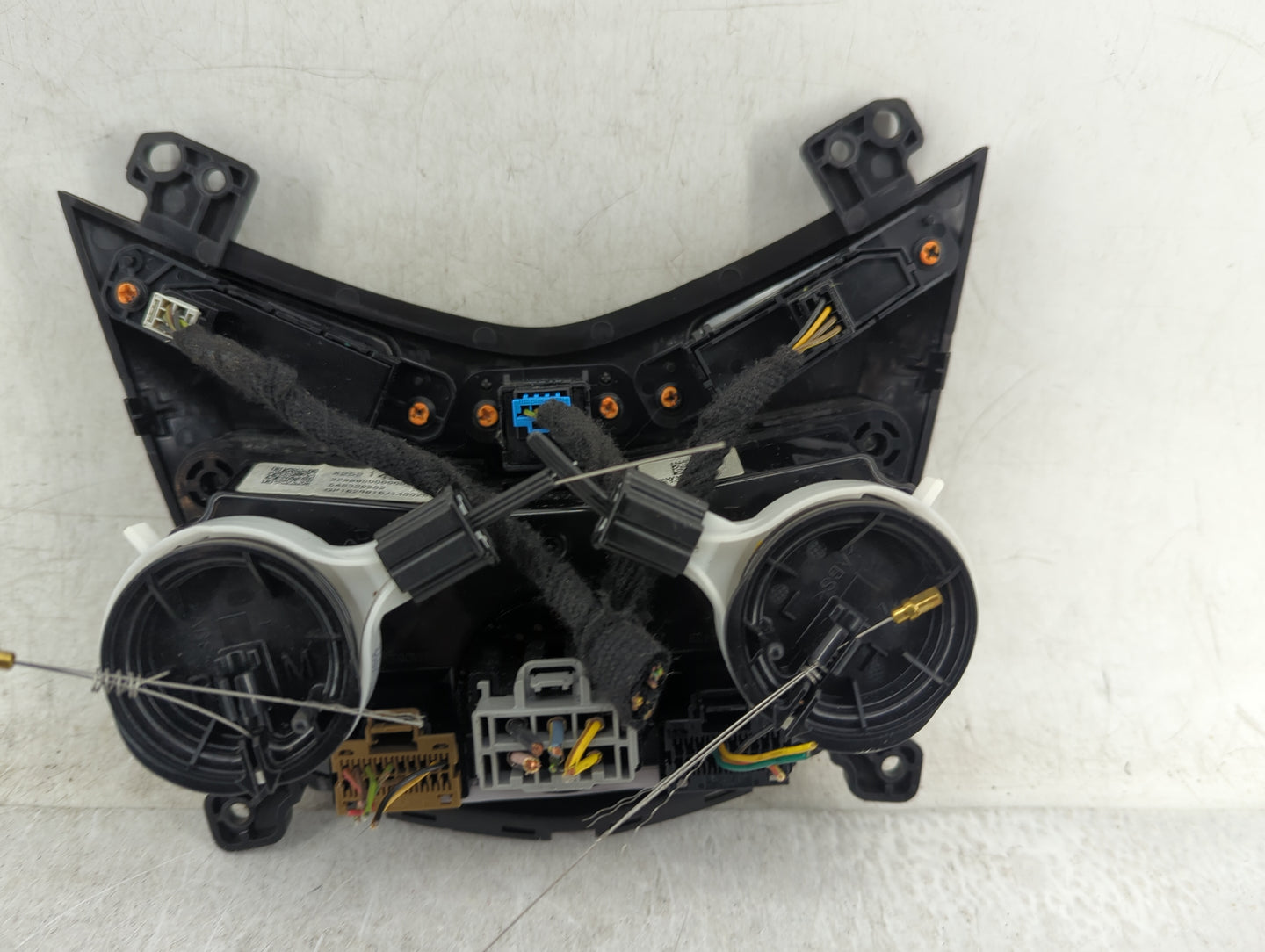2017-2019 Chevrolet Sonic Climate Control Module Temperature AC/Heater Replacement P/N:42521459 Fits Fits 2017 2018 2019 OEM