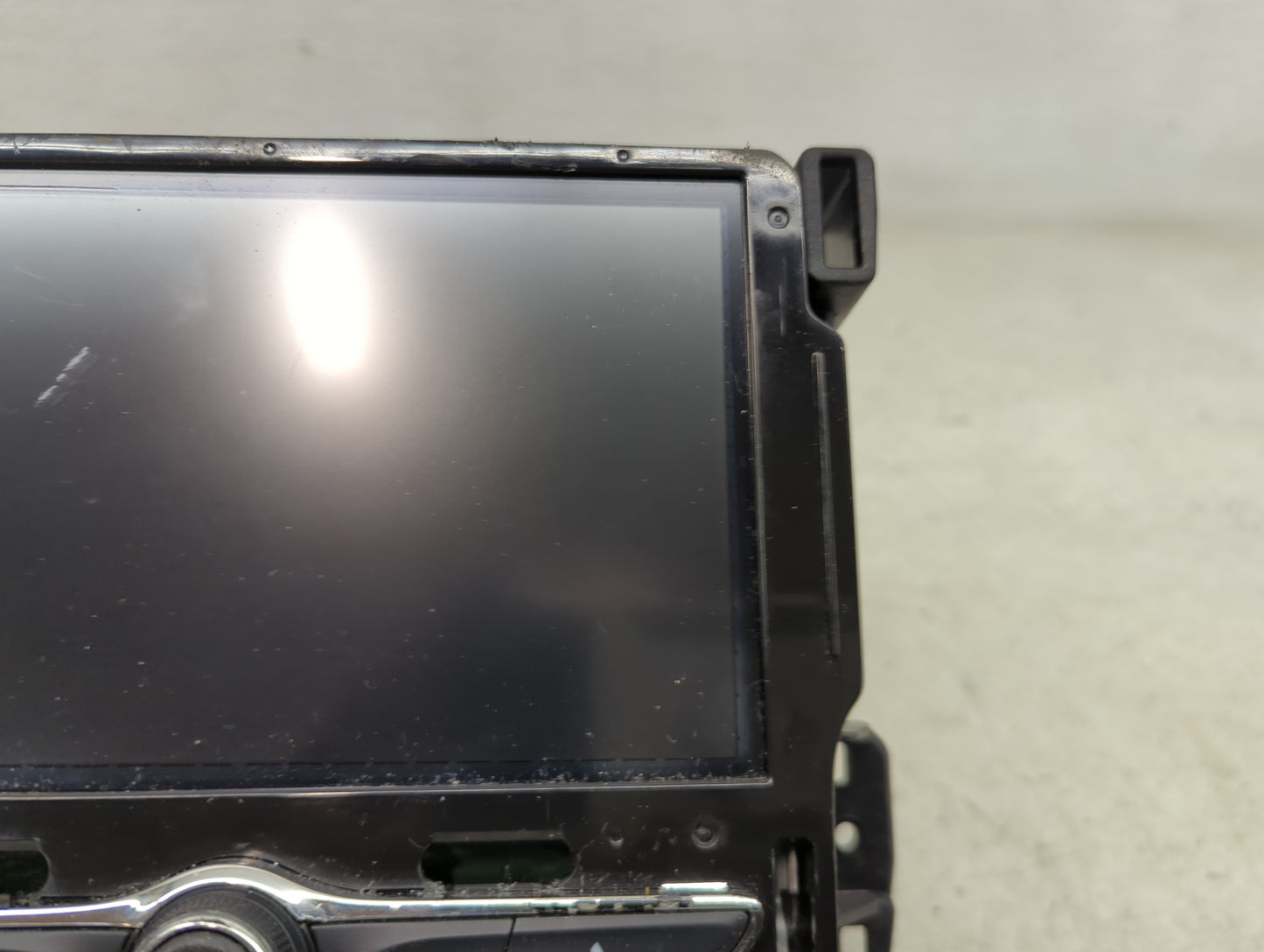 2017-2017 Chevrolet Sonic Radio Control Panel - Oemusedautoparts1.com