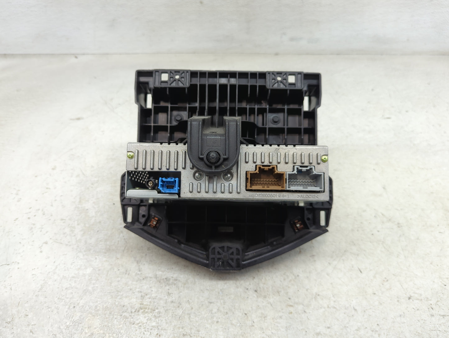 2017-2017 Chevrolet Sonic Radio Control Panel - Oemusedautoparts1.com