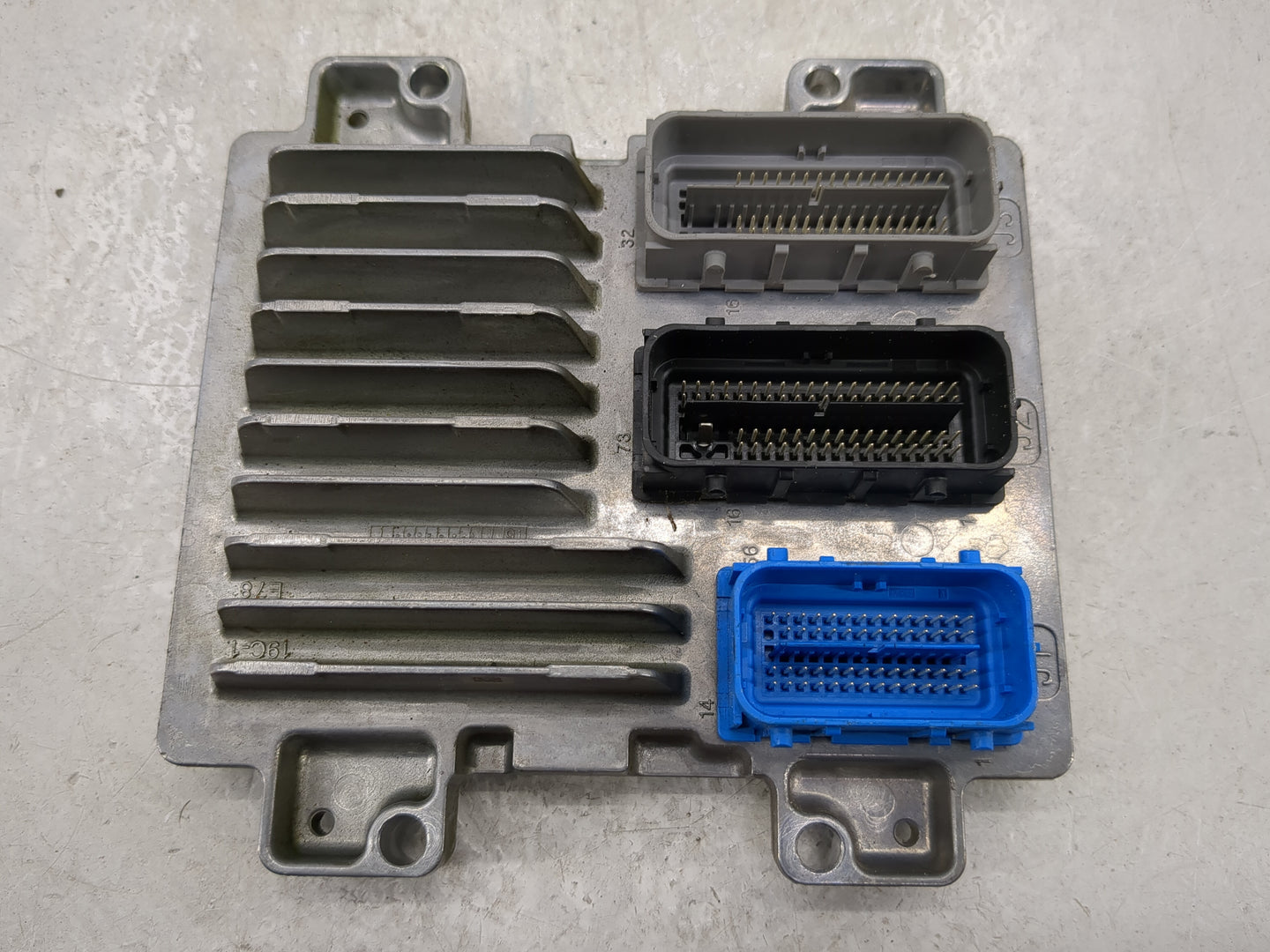 2017-2019 Chevrolet Sonic PCM Engine Control Computer ECU ECM PCU OEM P/N:12668986 12679097 Fits Fits 2017 2018 2019 2020 20