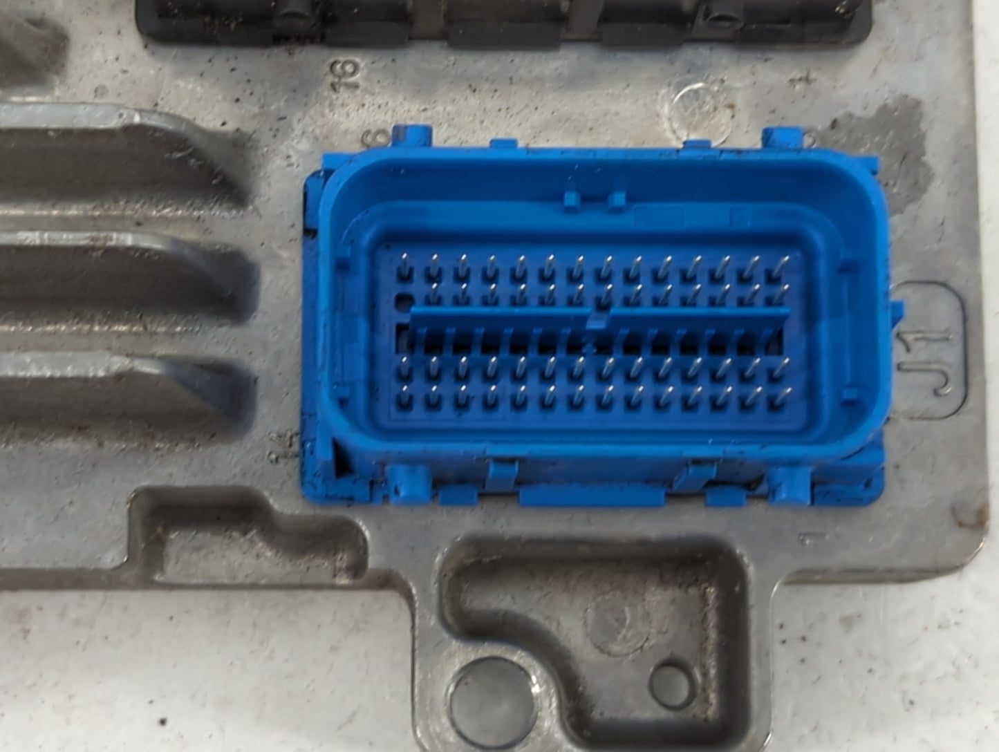 2017-2019 Chevrolet Sonic PCM Engine Control Computer ECU ECM PCU OEM P/N:12670309 12668986 Fits Fits 2017 2018 2019 2020 20