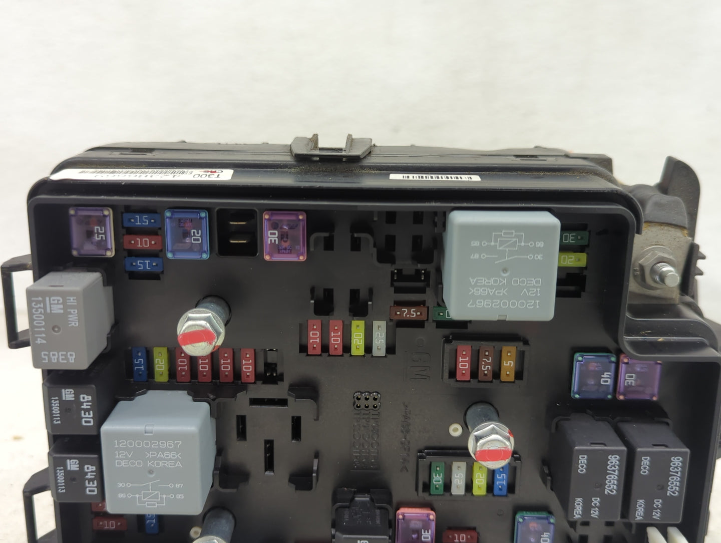 2017-2018 Chevrolet Sonic Fusebox Fuse Box Panel Relay Module P/N:42386669 Fits Fits 2017 2018 OEM Used Auto Parts - Oemused