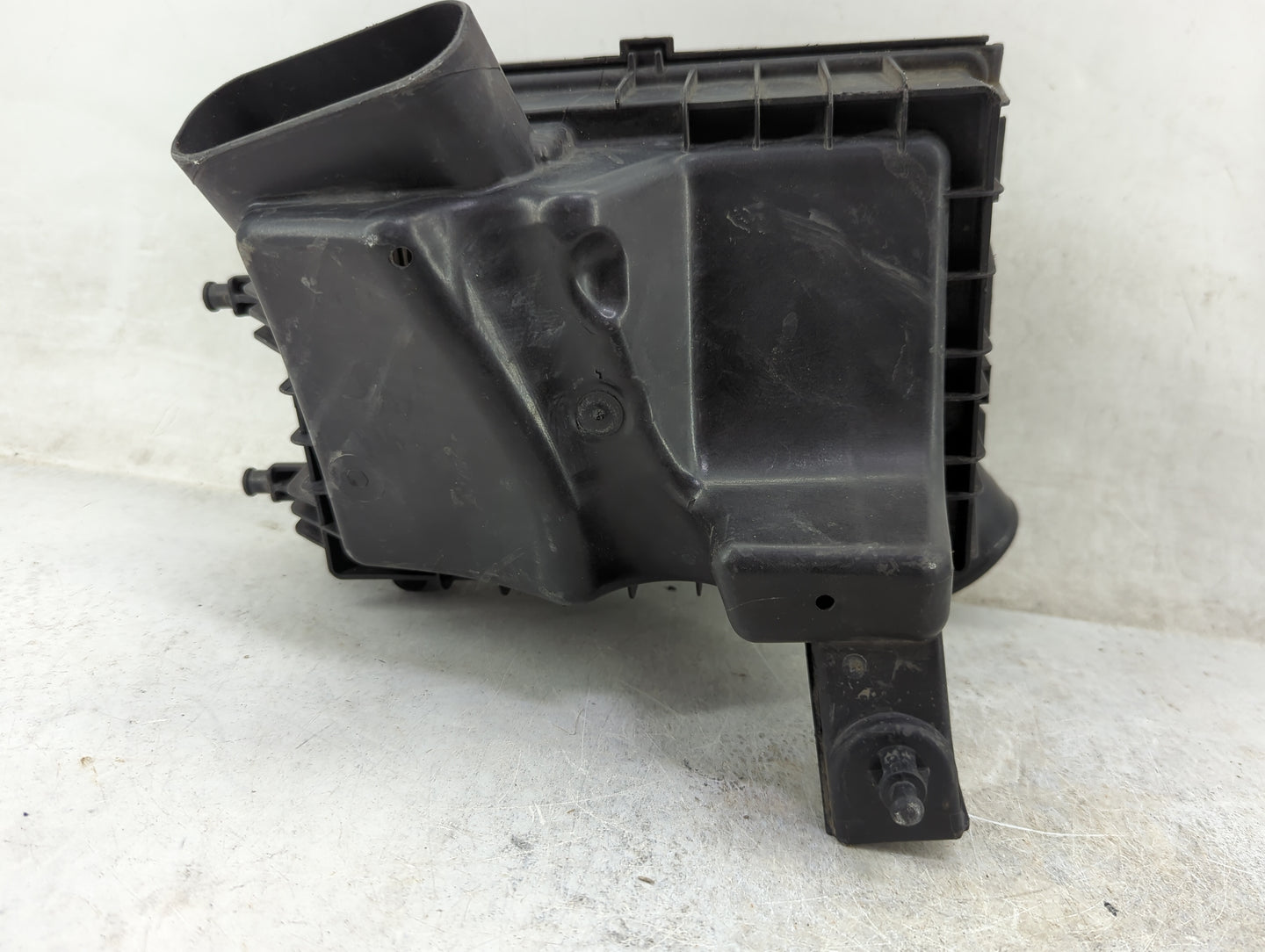 2017 Chevrolet Sonic Air Cleaner Intake-duct Hose Tube - Oemusedautoparts1.com
