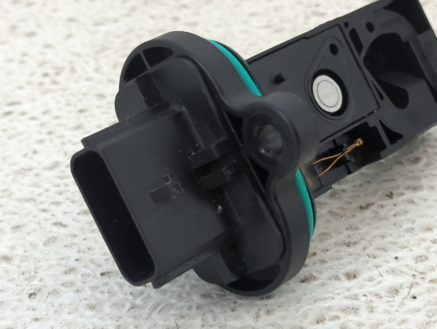 2012-2019 Chevrolet Sonic Mass Air Flow Meter Maf 1487524 - Oemusedautoparts1.com