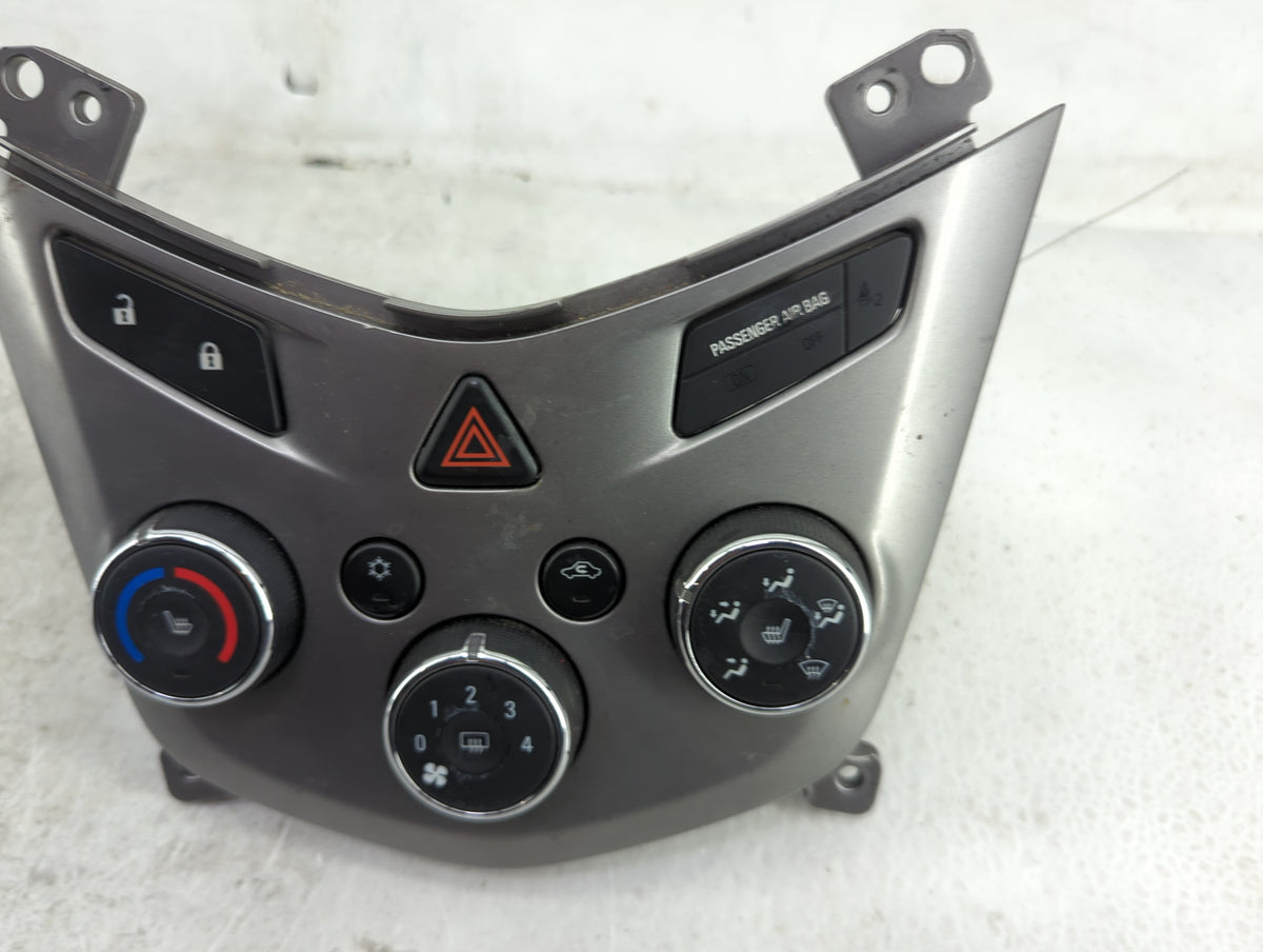 2017-2019 Chevrolet Sonic Climate Control Module Temperature AC/Heater Replacement Fits Fits 2017 2018 2019 OEM Used Auto Pa