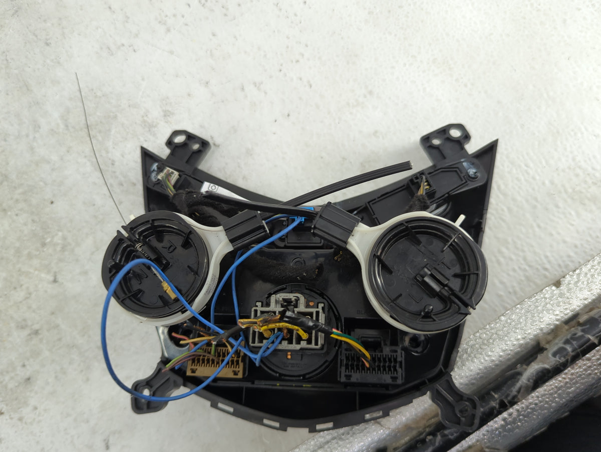 2017-2019 Chevrolet Sonic Climate Control Module Temperature AC/Heater Replacement Fits Fits 2017 2018 2019 OEM Used Auto Pa