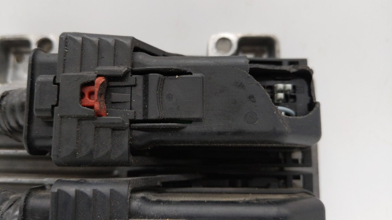 2017-2018 Chevrolet Sonic PCM Engine Control Computer ECU ECM PCU OEM P/N:12679097 12670309, 12695536 Fits Fits 2017 2018 20