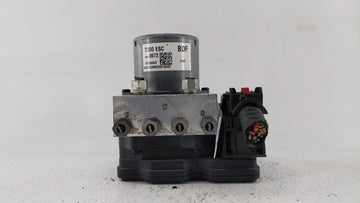 2017-2018 Chevrolet Sonic ABS Pump Control Module Replacement P/N:42573471 42520672 Fits Fits 2017 2018 OEM Used Auto Parts 