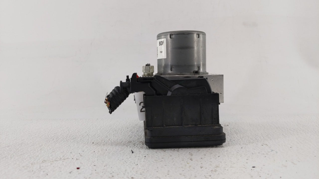 2017-2018 Chevrolet Sonic ABS Pump Control Module Replacement P/N:42573471 42520672 Fits Fits 2017 2018 OEM Used Auto Parts 