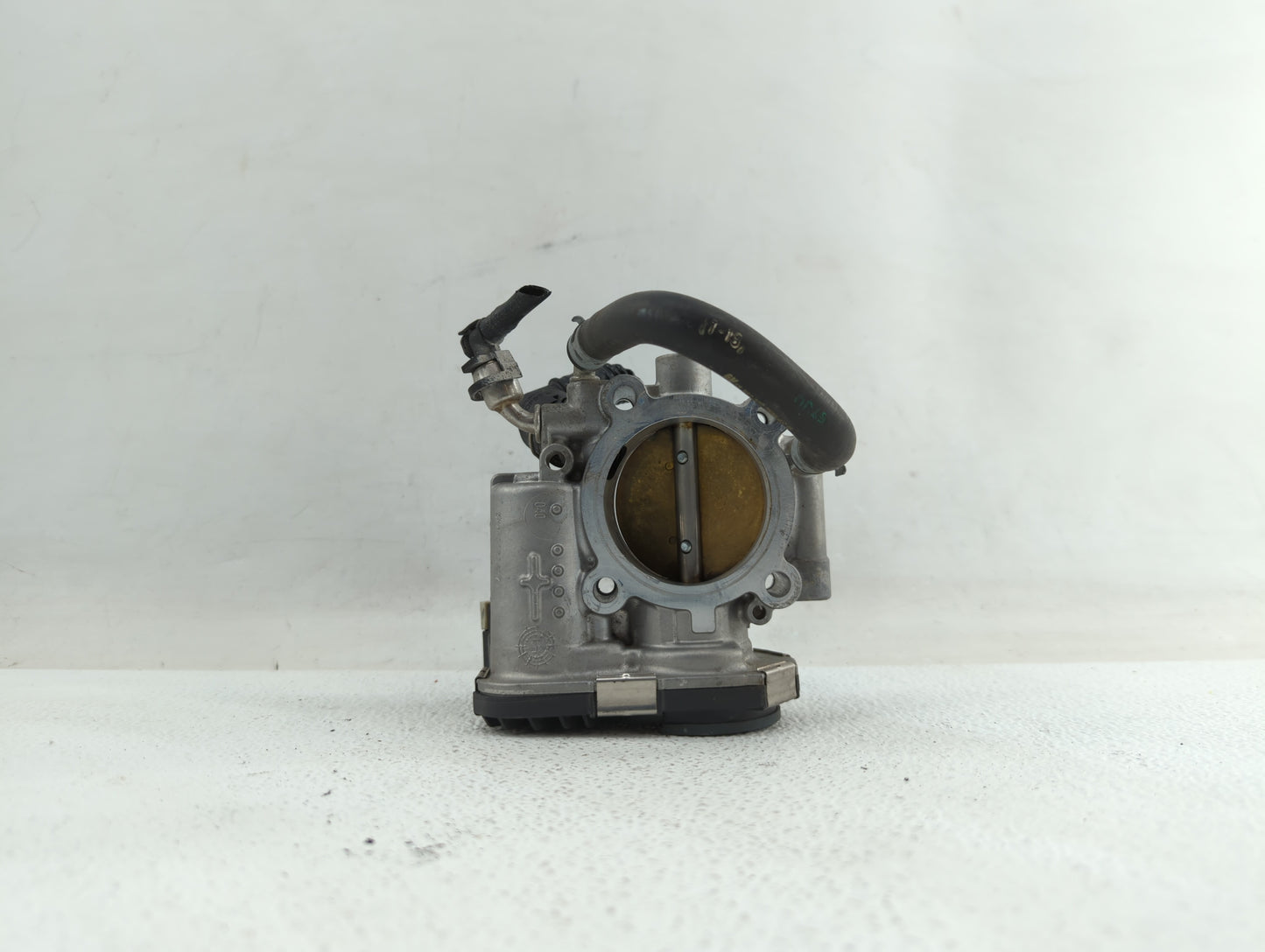 2012-2018 Chevrolet Sonic Throttle Body P/N:55577375 55561495 Fits Fits 2009 2010 2011 2012 2013 2014 2015 2016 2017 2018 OE