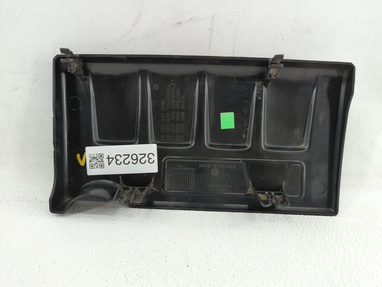 2017 Chevrolet Sonic Engine Cover - Oemusedautoparts1.com