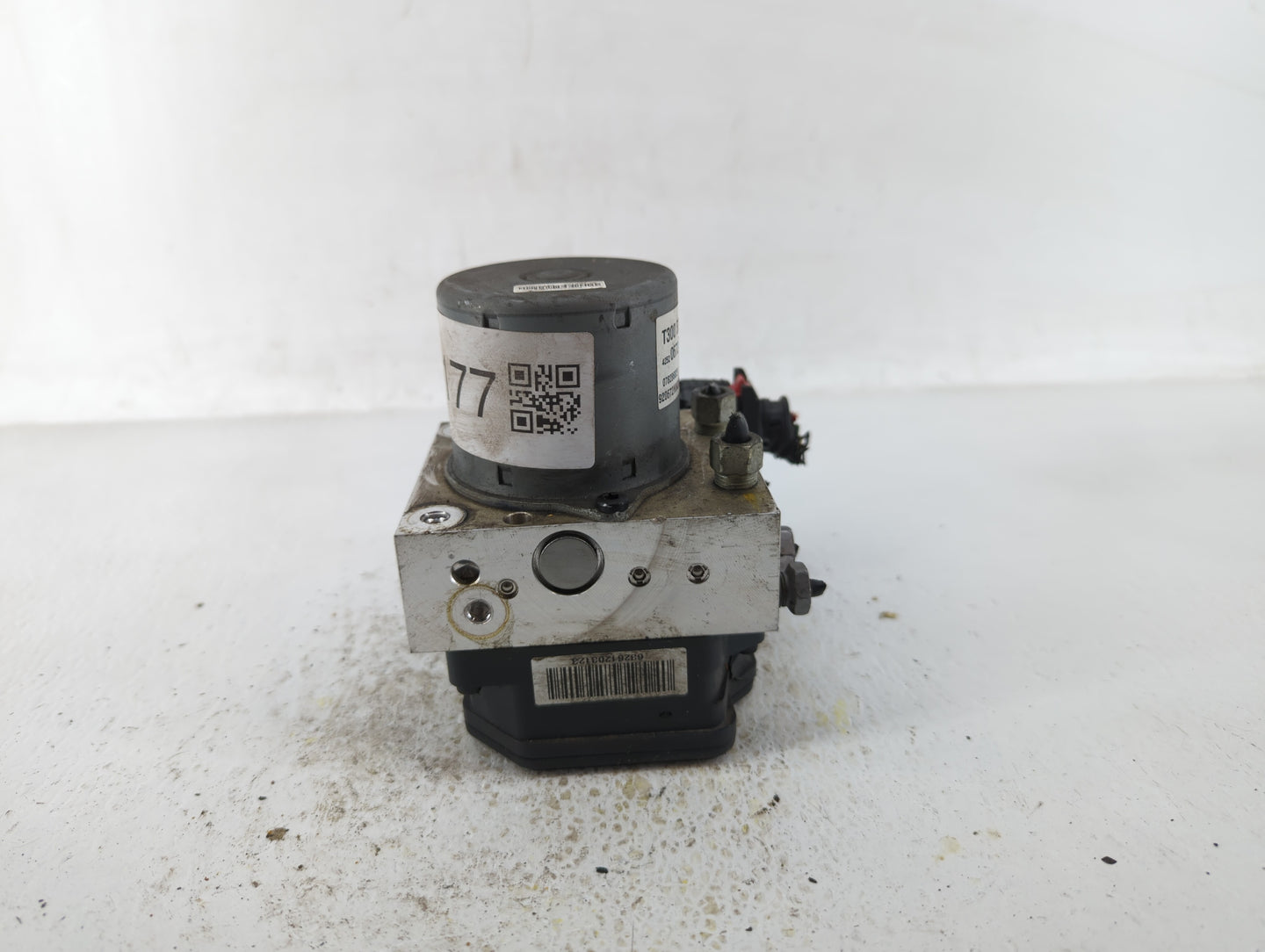 2017-2019 Chevrolet Sonic ABS Pump Control Module Replacement P/N:42520672 42573471 Fits Fits 2017 2018 2019 OEM Used Auto P