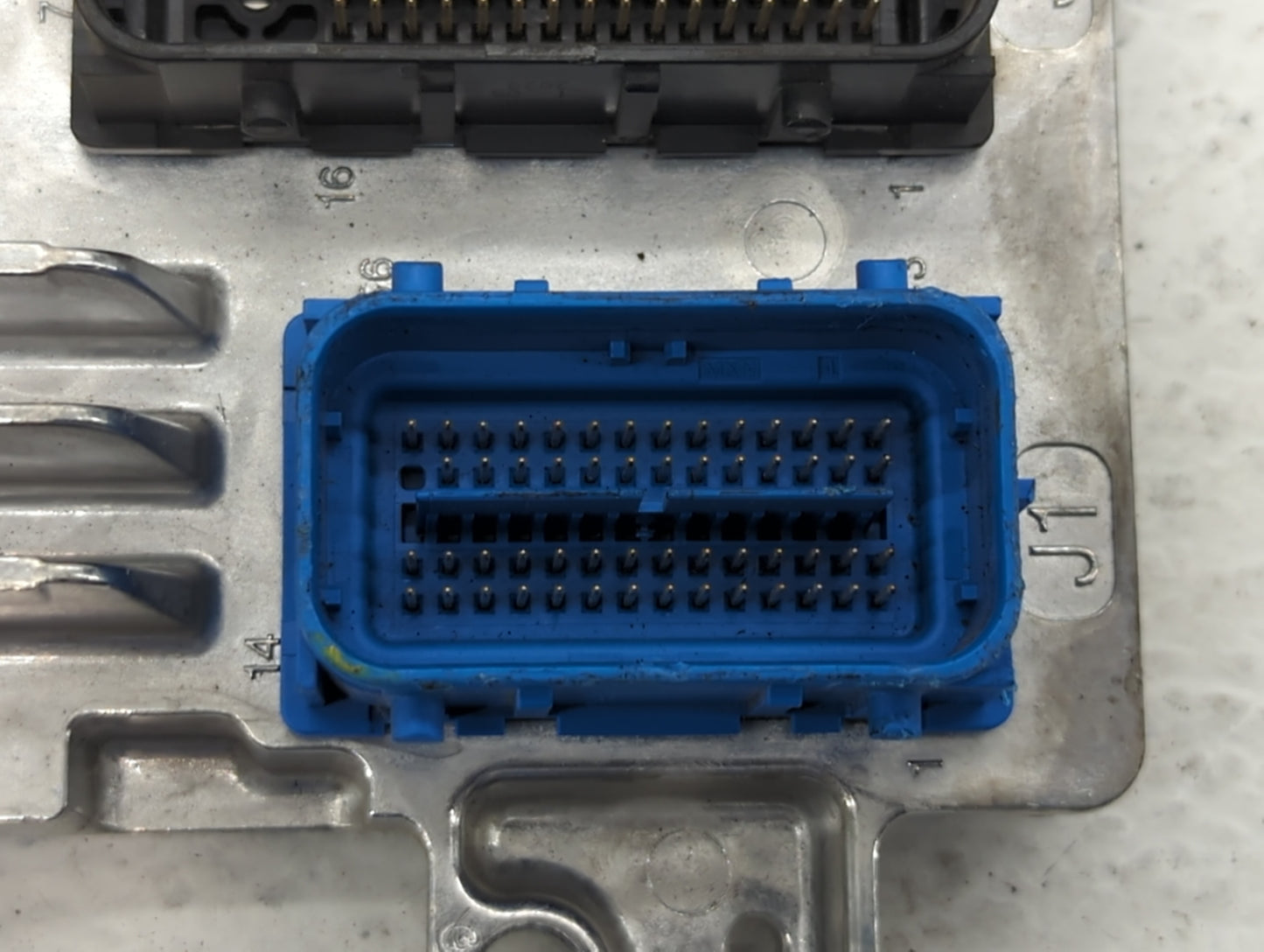 2017-2019 Chevrolet Sonic PCM Engine Control Computer ECU ECM PCU OEM P/N:12668986 12677671 Fits Fits 2017 2018 2019 2020 20