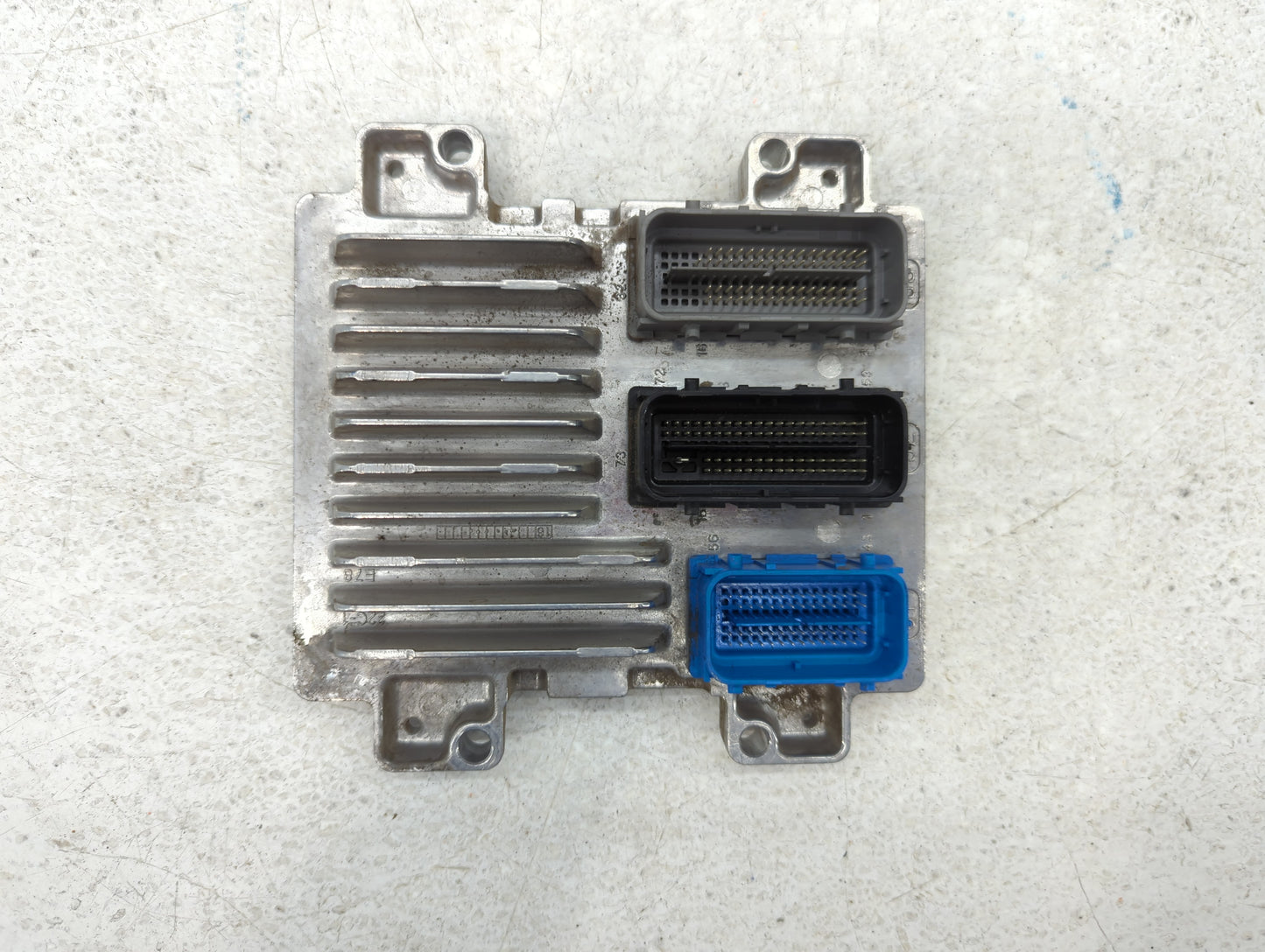 2017-2019 Chevrolet Sonic PCM Engine Control Computer ECU ECM PCU OEM P/N:12670309 Fits Fits 2017 2018 2019 2020 2021 OEM Us