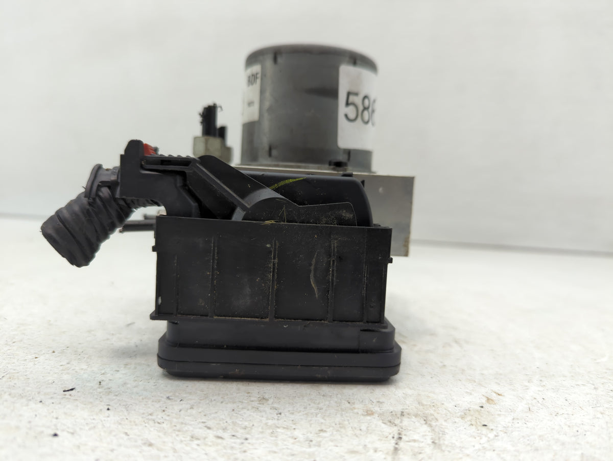 2017-2019 Chevrolet Sonic Anti-Lock Brake ABS Pump Module Actuator OEM P/N:42520672 Fits Fits 2017 2018 2019 OEM Used Auto P