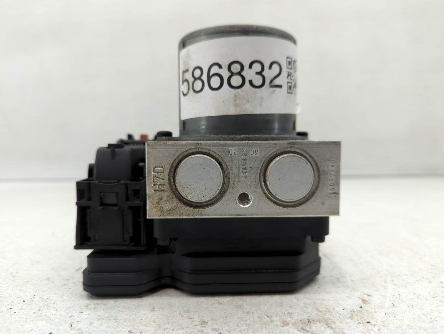 2017-2019 Chevrolet Sonic ABS Pump Control Module Replacement P/N:42520672 Fits Fits 2017 2018 2019 OEM Used Auto Parts - Oe