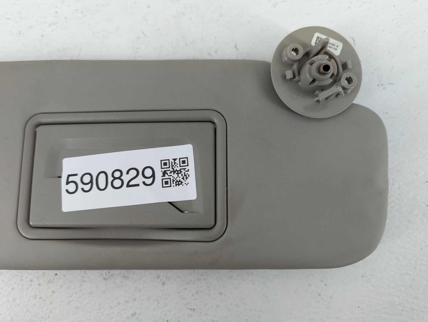 2012-2019 Chevrolet Sonic Sun Visor Shade Replacement Passenger Right Mirror Fits Fits 2012 2013 2014 2015 2016 2017 2018 20