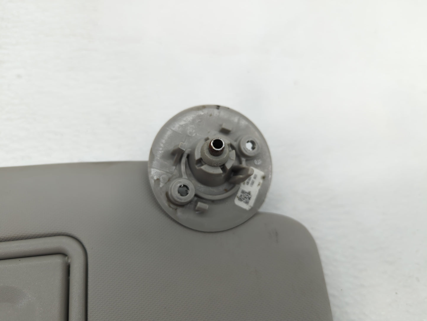 2012-2019 Chevrolet Sonic Sun Visor Shade Replacement Passenger Right Mirror Fits Fits 2012 2013 2014 2015 2016 2017 2018 20