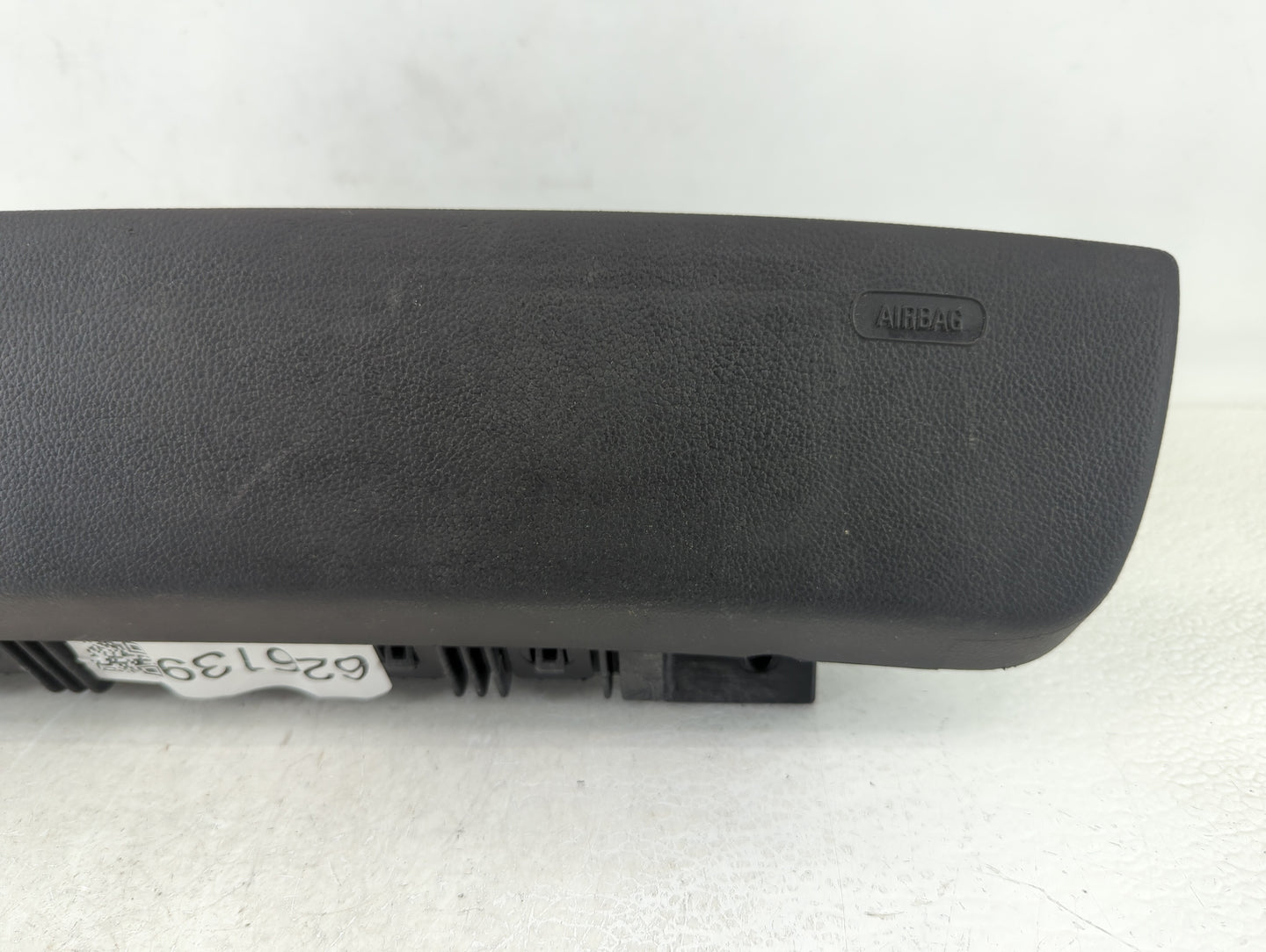2012-2019 Chevrolet Sonic Air Bag Driver Left Steering Wheel Mounted P/N:95934658 Fits OEM Used Auto Parts - Oemusedautopart