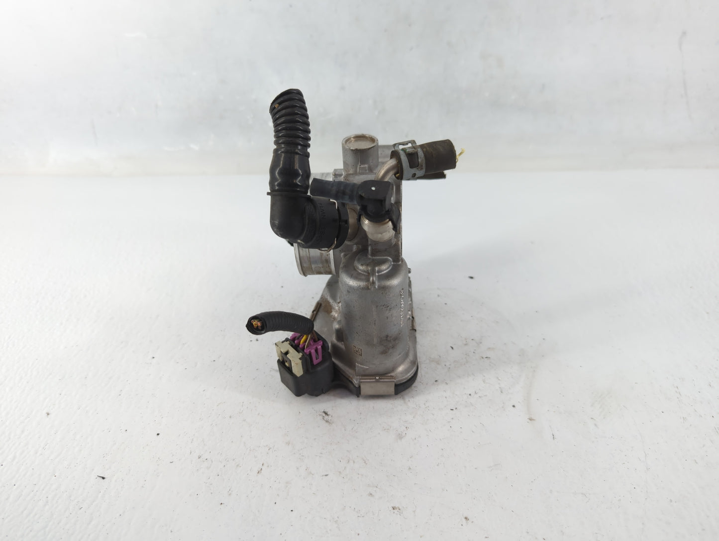 2012-2018 Chevrolet Sonic Throttle Body P/N:0 280 750 244 55 561495 Fits Fits 2009 2010 2011 2012 2013 2014 2015 2016 2017 2