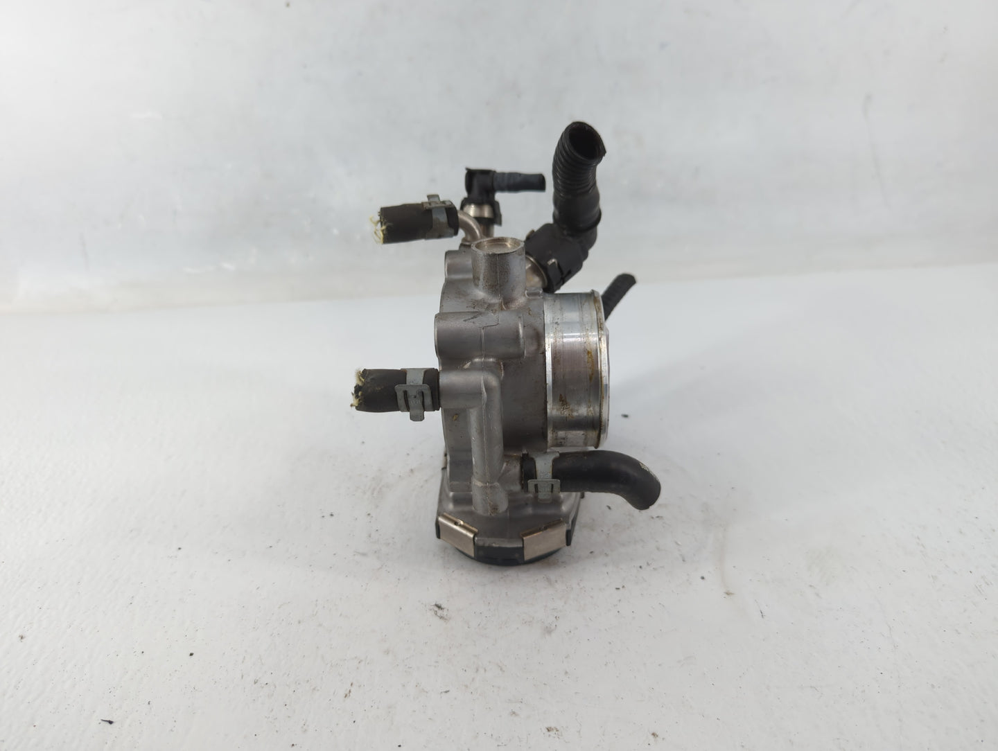 2012-2018 Chevrolet Sonic Throttle Body P/N:0 280 750 244 55 561495 Fits Fits 2009 2010 2011 2012 2013 2014 2015 2016 2017 2