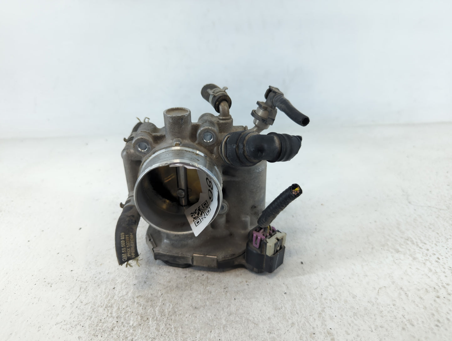 2012-2018 Chevrolet Sonic Throttle Body P/N:55561495 Fits Fits 2009 2010 2011 2012 2013 2014 2015 2016 2017 2018 OEM Used Au