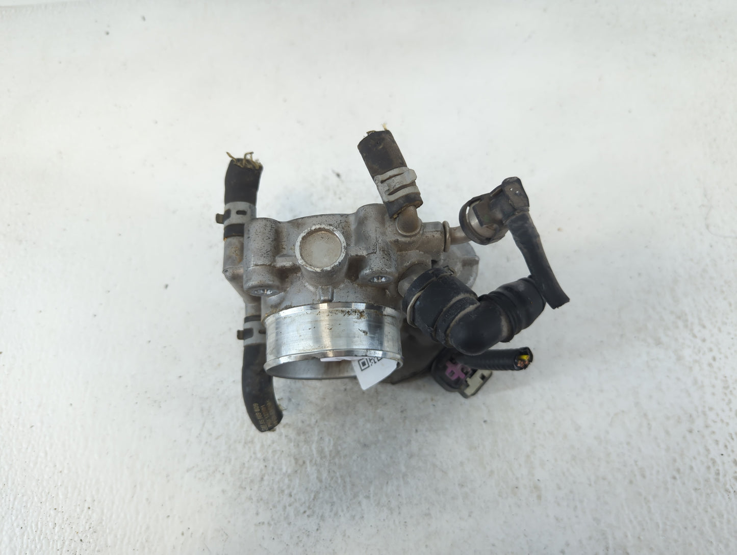 2012-2018 Chevrolet Sonic Throttle Body P/N:55561495 Fits Fits 2009 2010 2011 2012 2013 2014 2015 2016 2017 2018 OEM Used Au