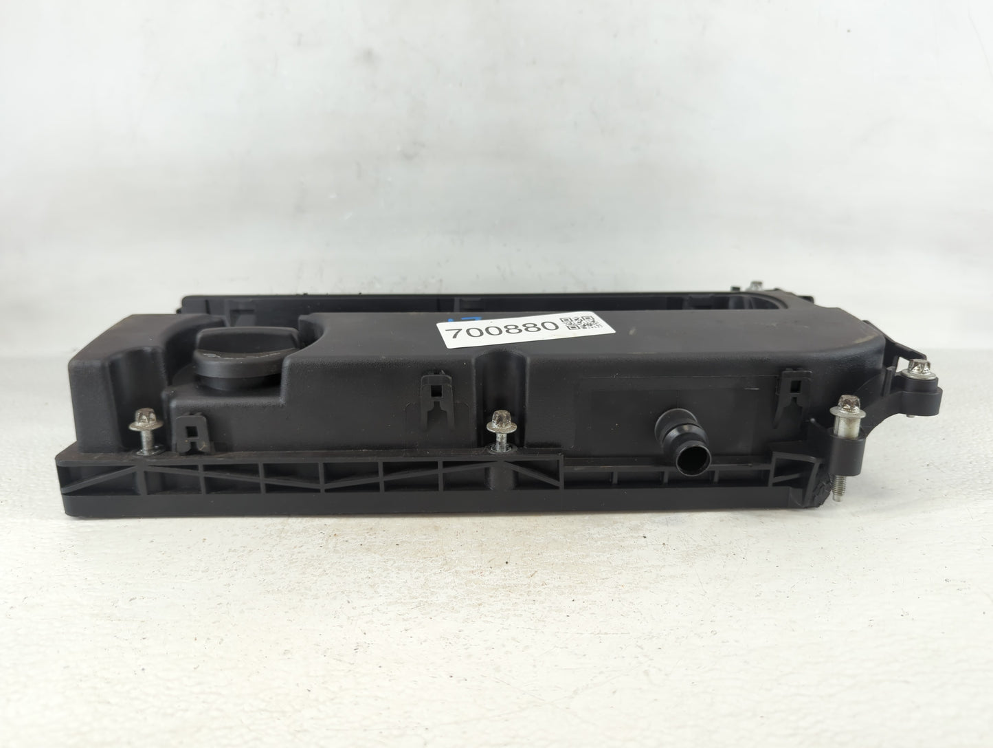2017 Chevrolet Sonic Driver Left Cylinder Head Valve Cover P/N:55854237 Fits OEM Used Auto Parts - Oemusedautoparts1.com