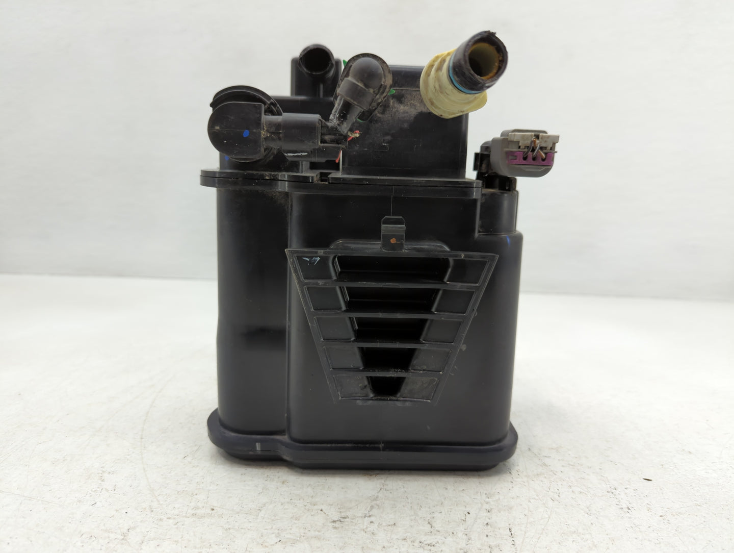 2017 Chevrolet Sonic Fuel Vapor Charcoal Canister - Oemusedautoparts1.com