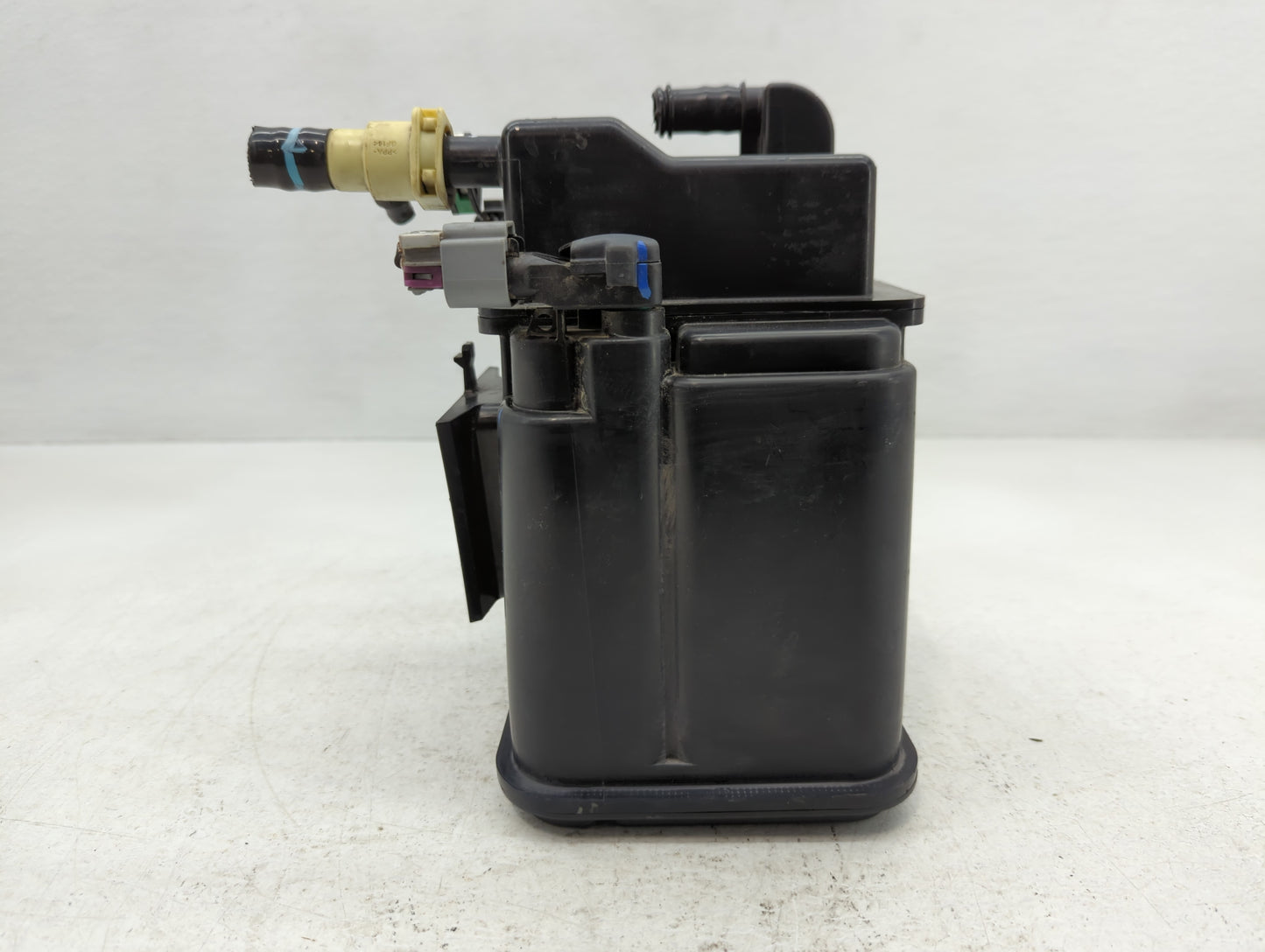 2017 Chevrolet Sonic Fuel Vapor Charcoal Canister - Oemusedautoparts1.com