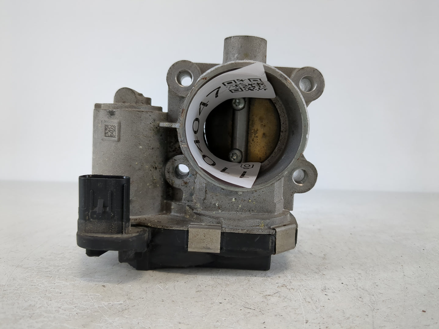 2016-2022 Chevrolet Spark Throttle Body P/N:12673014 Fits Fits 2016 2017 2018 2019 2020 2021 2022 OEM Used Auto Parts - Oemu