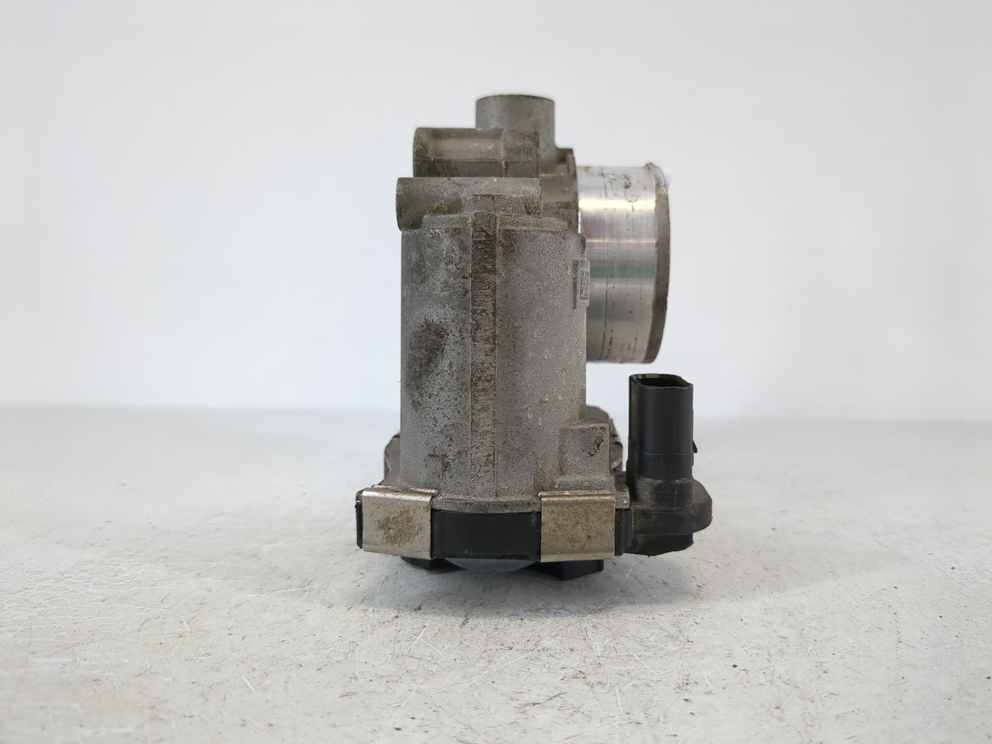 2016-2022 Chevrolet Spark Throttle Body P/N:12673014 Fits Fits 2016 2017 2018 2019 2020 2021 2022 OEM Used Auto Parts - Oemu