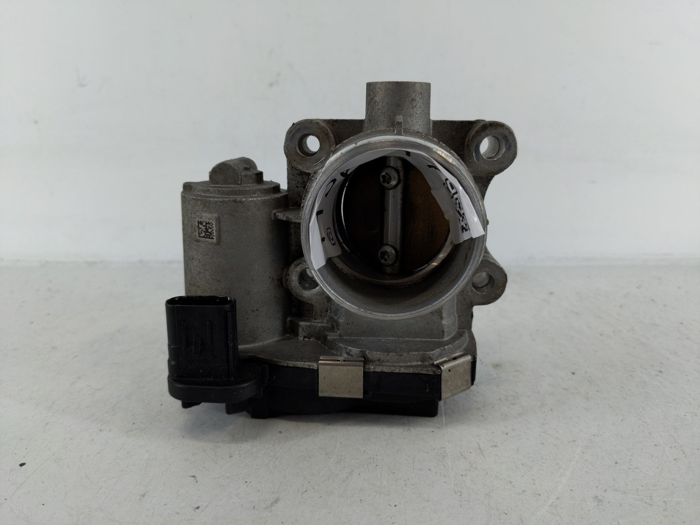 2016-2022 Chevrolet Spark Throttle Body P/N:12673014 Fits Fits 2016 2017 2018 2019 2020 2021 2022 OEM Used Auto Parts - Oemu