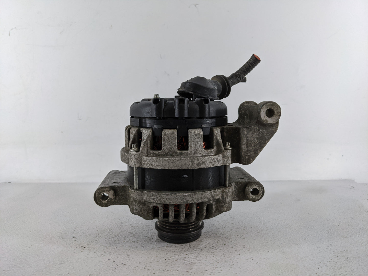 2016-2022 Chevrolet Spark Alternator Replacement Generator Charging Assembly Engine OEM P/N:4248282 Fits OEM Used Auto Parts