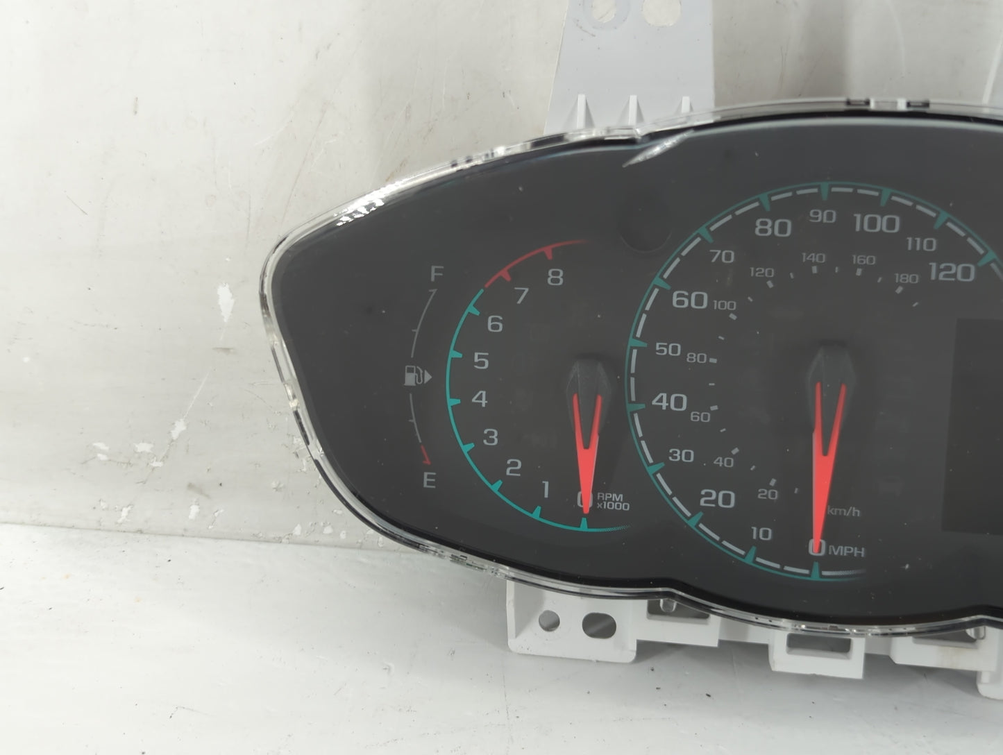 2016-2018 Chevrolet Spark Instrument Cluster Speedometer Gauges P/N:688437714 42418602 Fits Fits 2016 2017 2018 OEM Used Aut