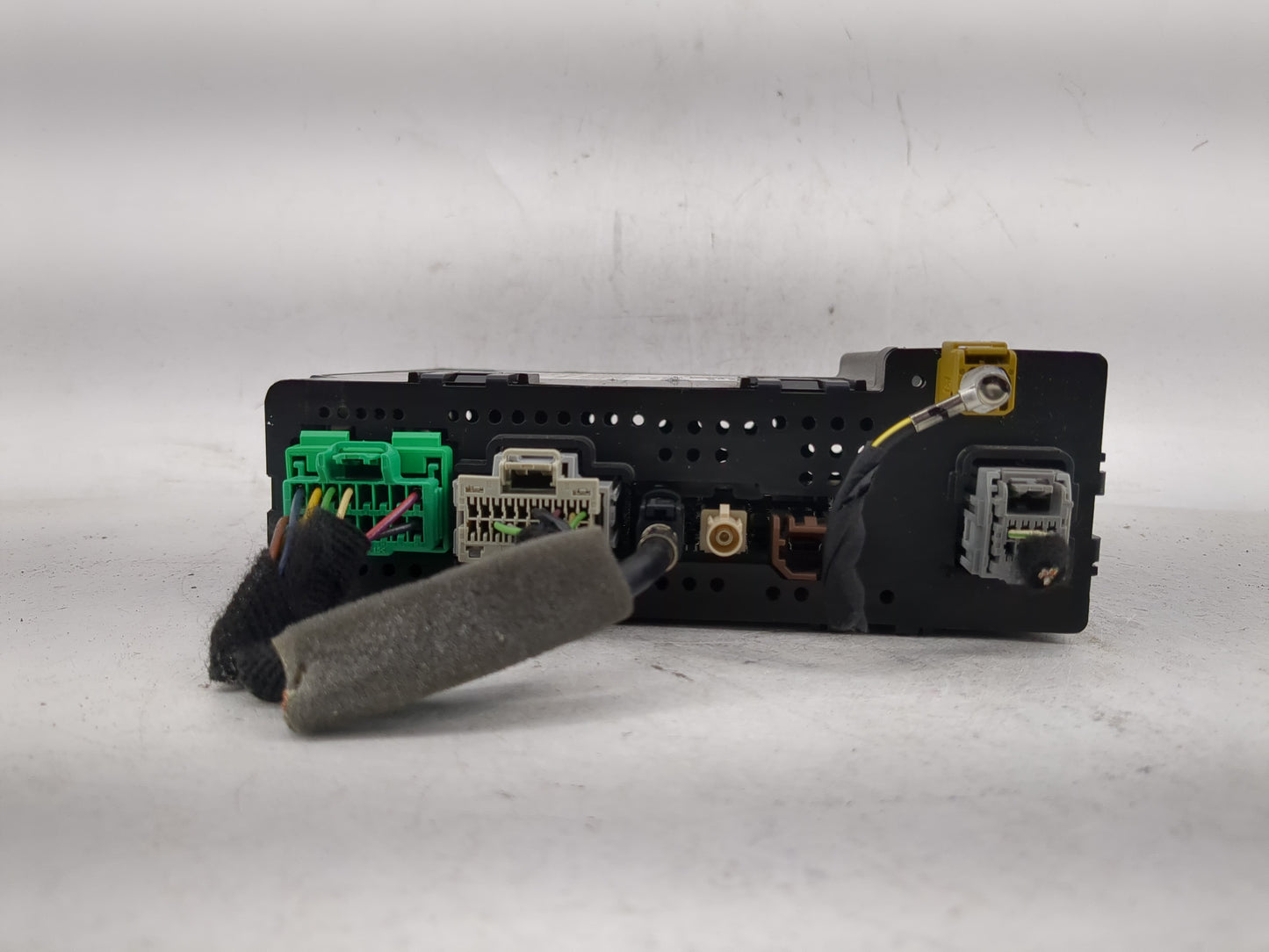 2017 Chevrolet Spark Radio AM FM Cd Player Receiver Replacement P/N:84361174 42518059 Fits Fits 2018 2019 OEM Used Auto Part