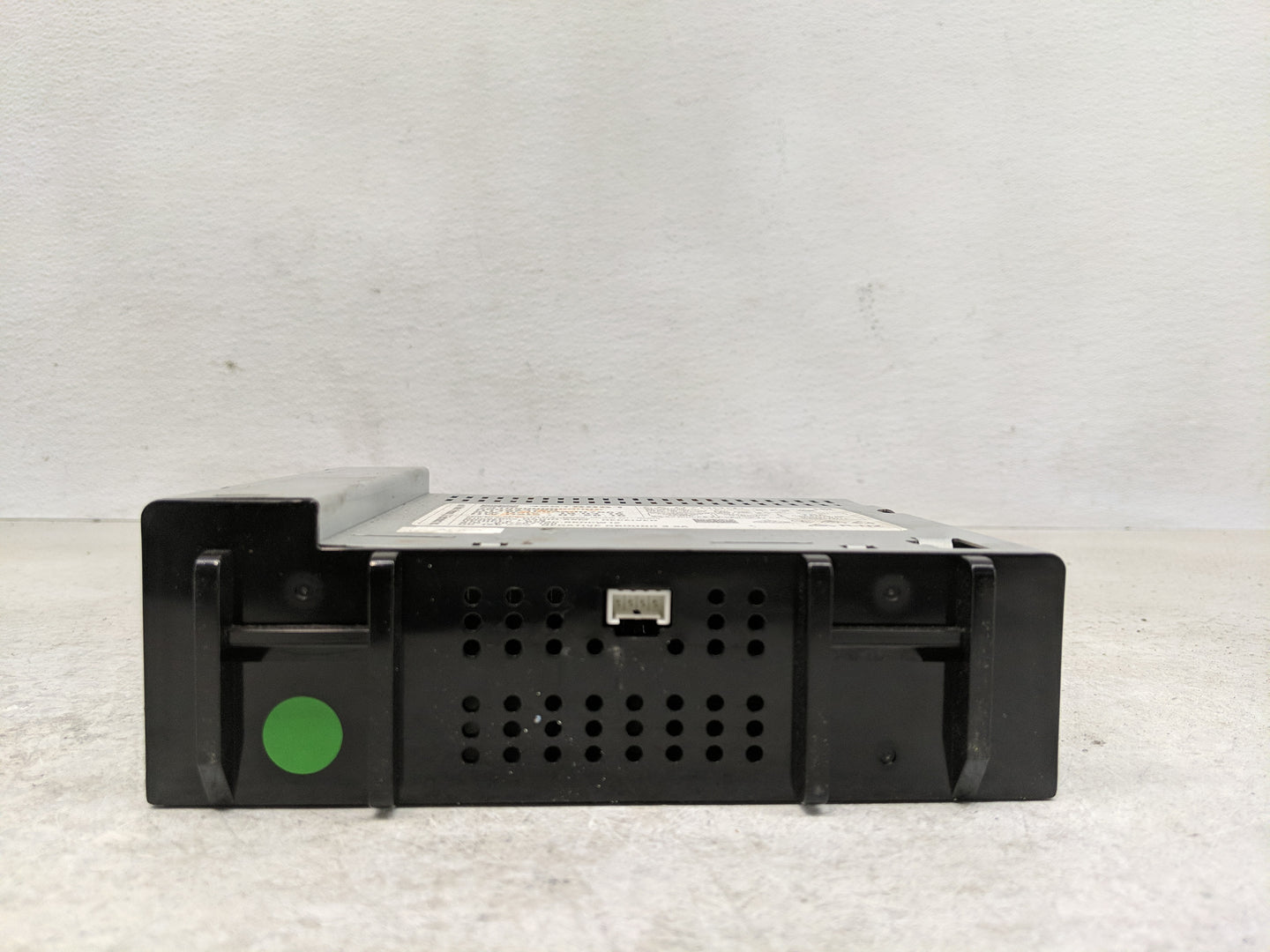 2017 Chevrolet Spark Radio AM FM Cd Player Receiver Replacement P/N:84278545 Fits Fits 2018 2019 OEM Used Auto Parts - Oemus