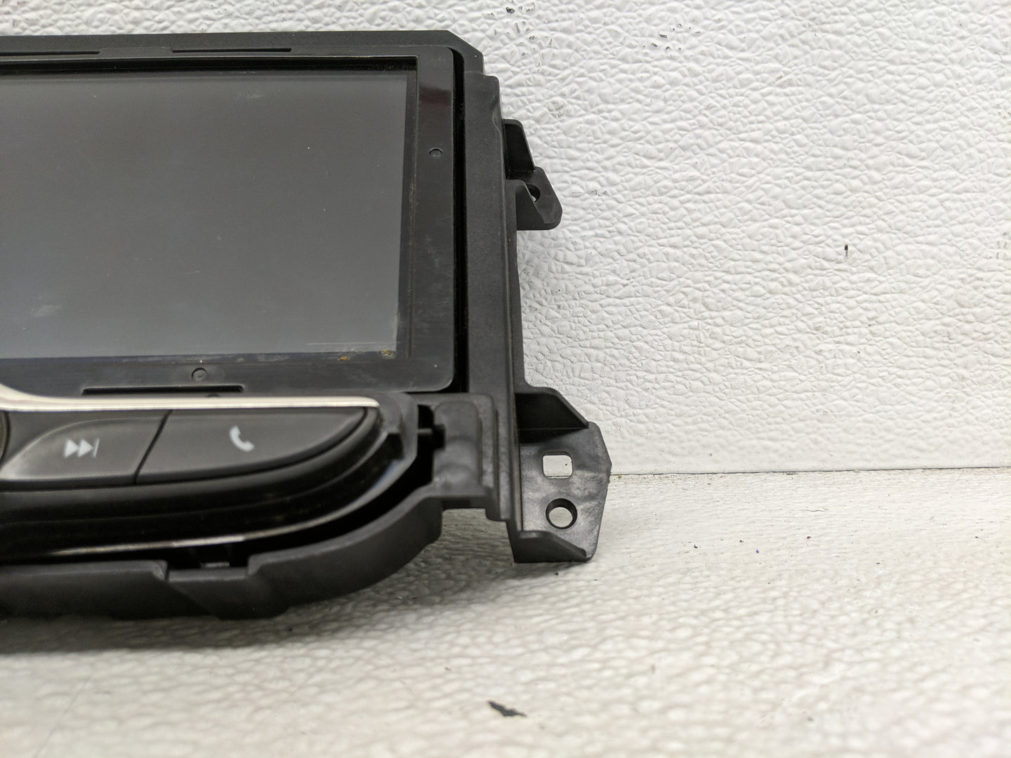 2016-2017 Chevrolet Spark Information Display Screen - Oemusedautoparts1.com