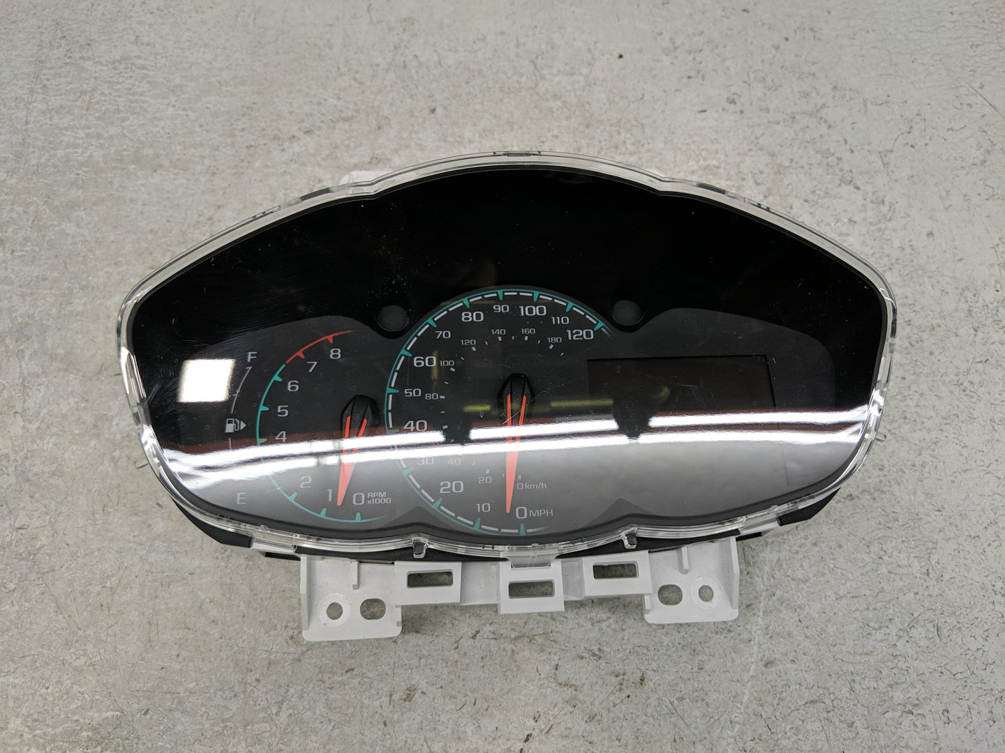 2016-2018 Chevrolet Spark Instrument Cluster Speedometer Gauges P/N:42574662 Fits Fits 2016 2017 2018 OEM Used Auto Parts - 